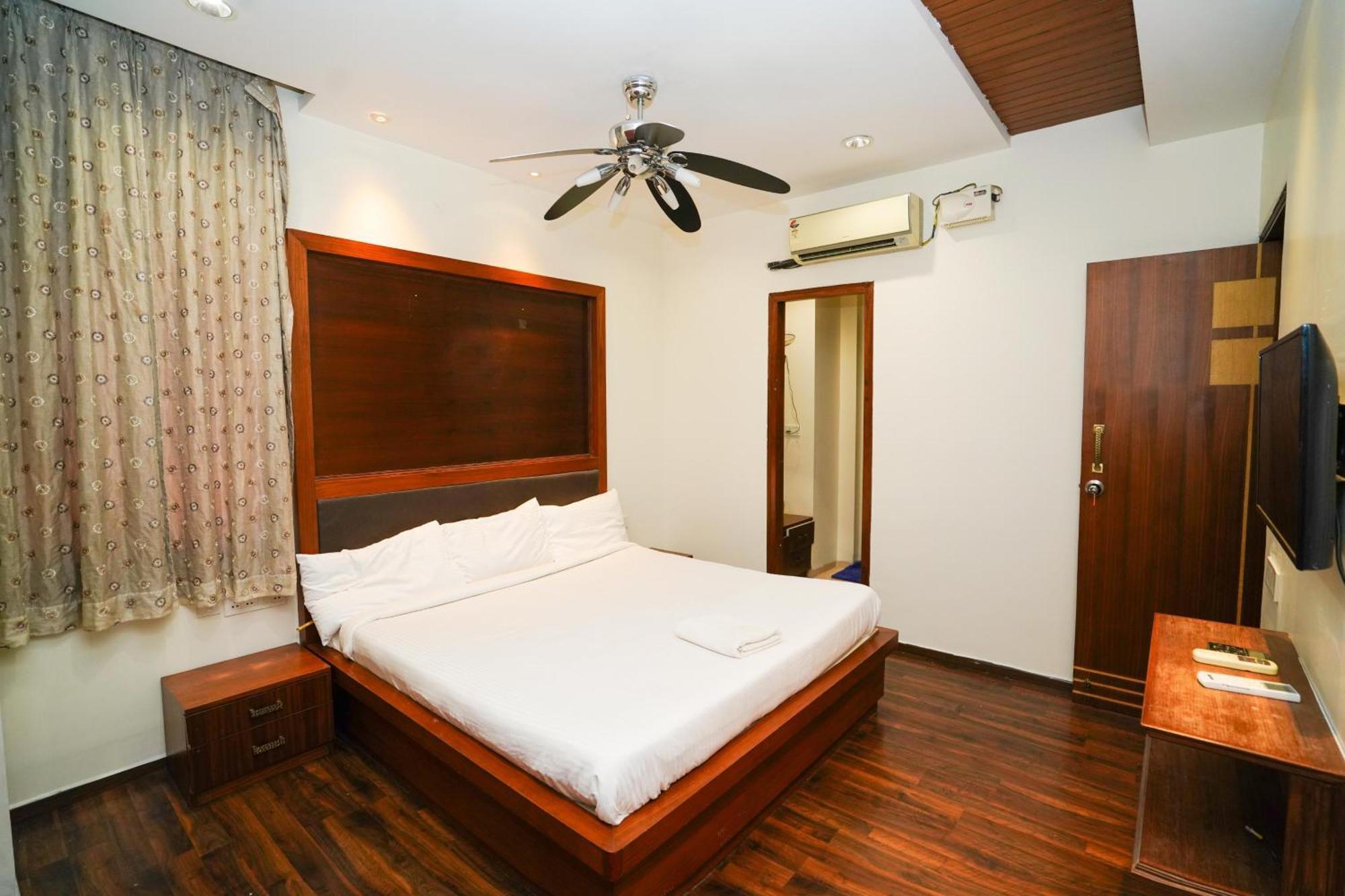 Golden Villa - Duplex House With Private Theater - Near To Alipiri And Bhudevi Ttd Ticket Counter And Kapilateertham Tirupati Exterior foto