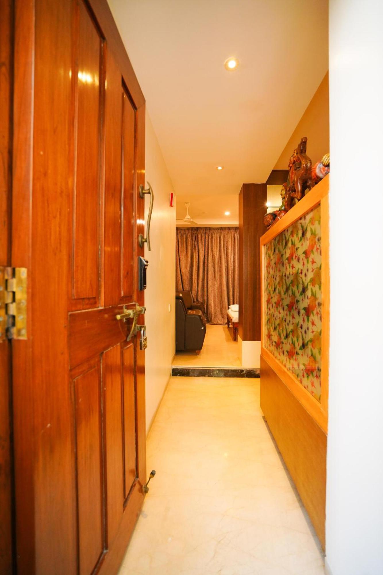 Golden Villa - Duplex House With Private Theater - Near To Alipiri And Bhudevi Ttd Ticket Counter And Kapilateertham Tirupati Exterior foto