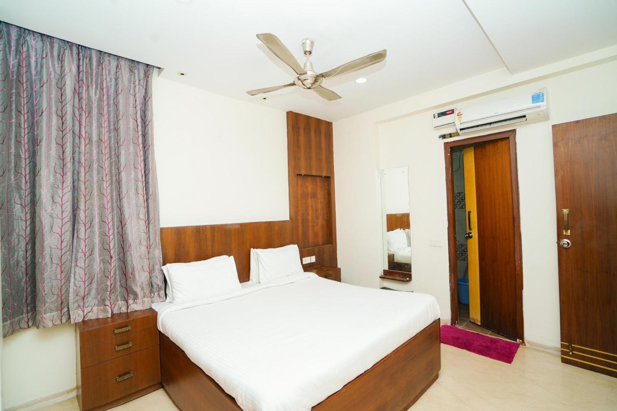 Golden Villa - Duplex House With Private Theater - Near To Alipiri And Bhudevi Ttd Ticket Counter And Kapilateertham Tirupati Exterior foto